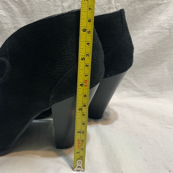 Lace up ankle booties - Picture 6 of 7